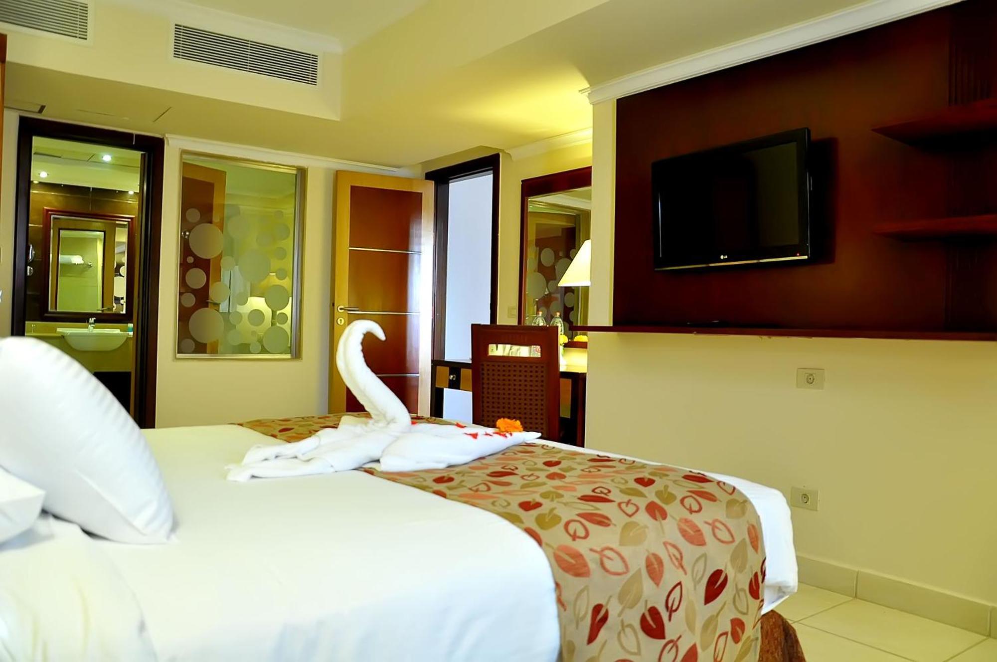 Rehana Sharm Resort - Aquapark & Spa - Couples And Family Only -Premium Ultra All-Inclusive 24H Bagian luar foto